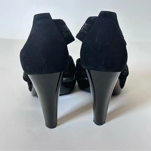 Michael Kors Berkley Floral T Strap Black Suede Sandal Size 7.5 - Picture 4 of 14